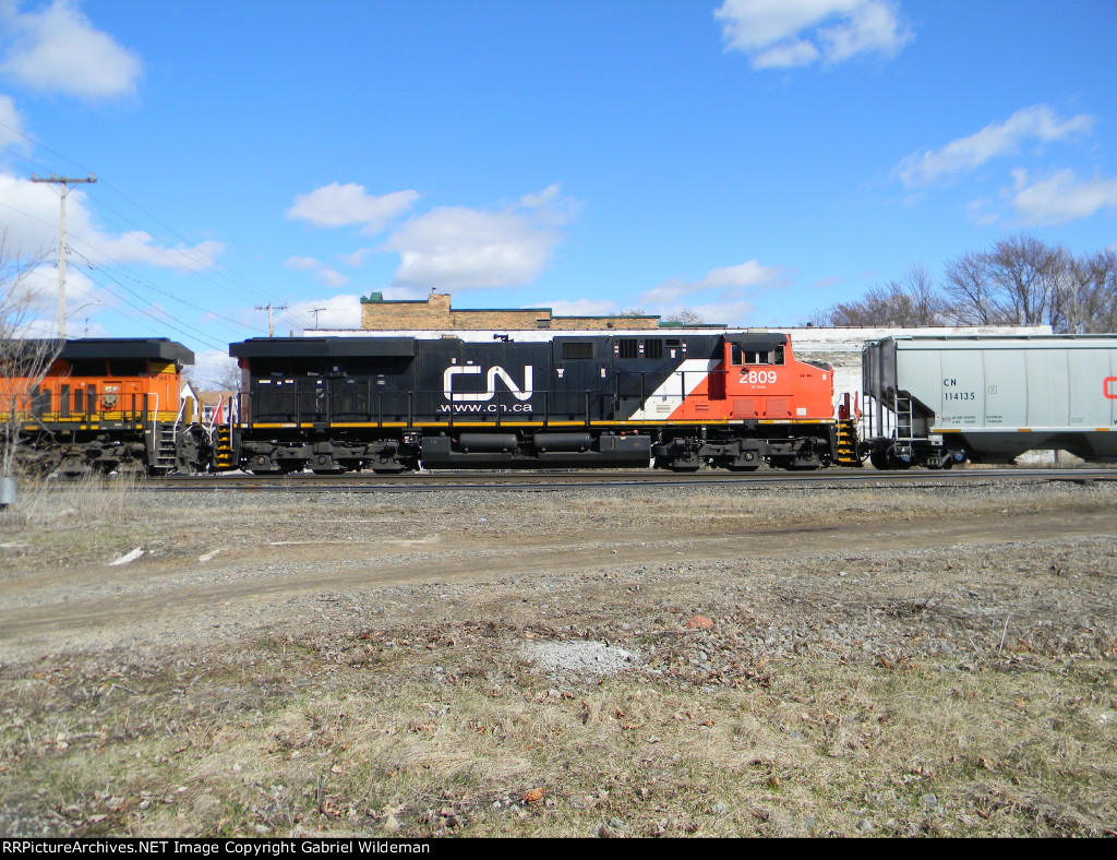 CN 2809 